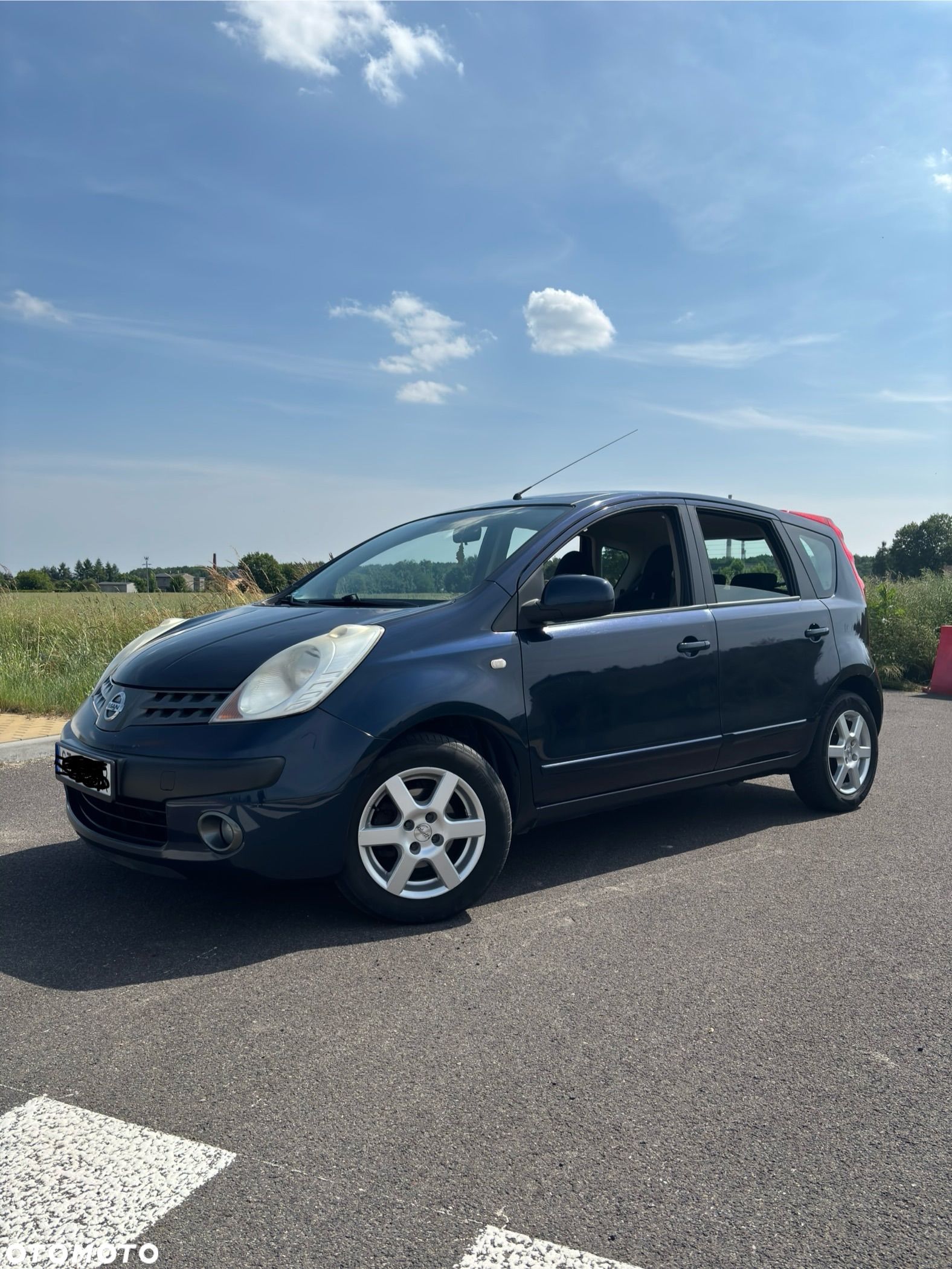 Nissan Note - 1