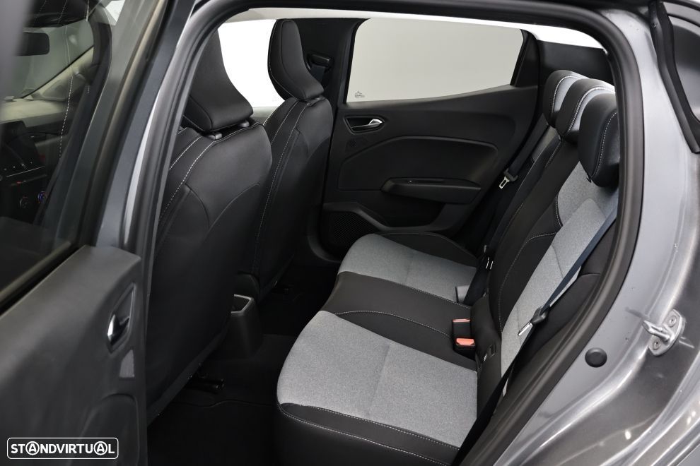 Renault Clio 1.0 TCe Evolution Bi-Fuel - 27