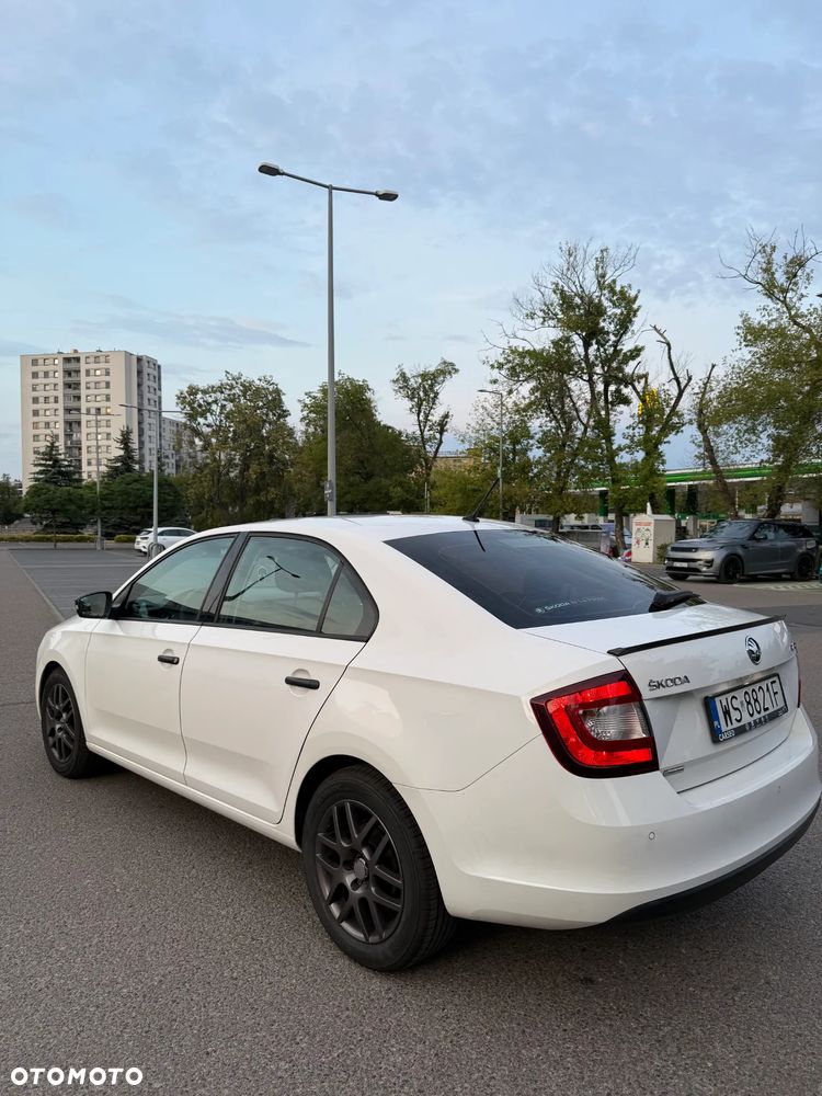 Skoda RAPID 1.0 TSI Active - 18