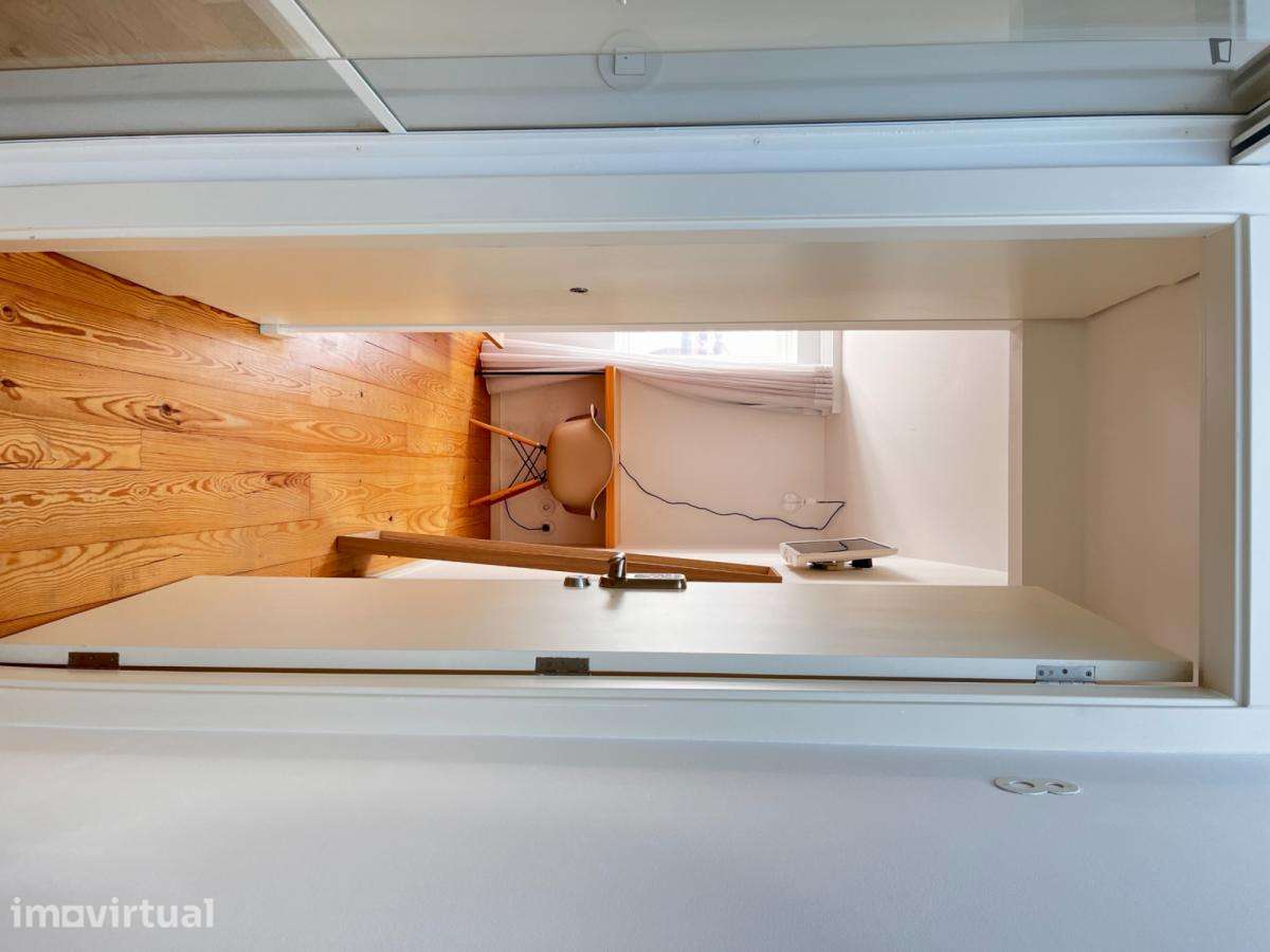 Quarto - localizado em Alta Universitária Coimbra - Grande imagem: 2/23
