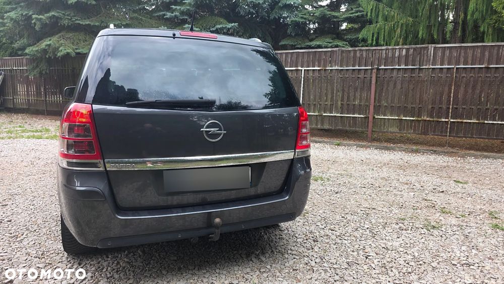 Opel Zafira 1.8 Edition 111 Jahre - 15