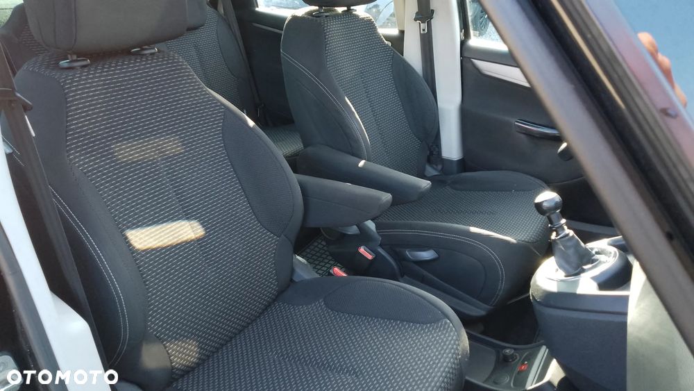 Citroën C4 Picasso 1.6 HDi My Way - 19