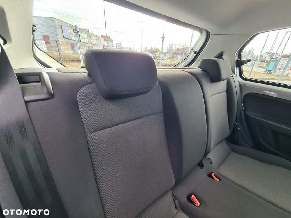 Volkswagen up! 1.0 move - 23