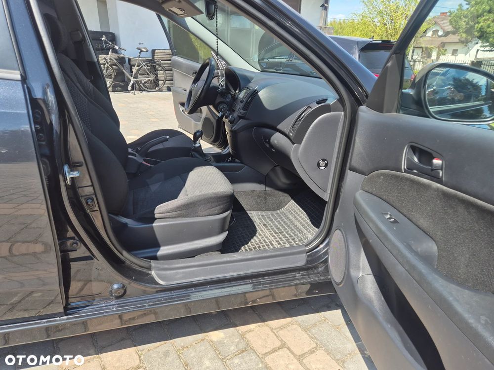 Hyundai i30 1.4 Classic + EU5 - 21