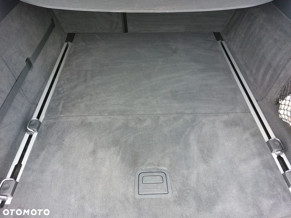 Audi A6 Avant 2.0 TDI ultra - 16