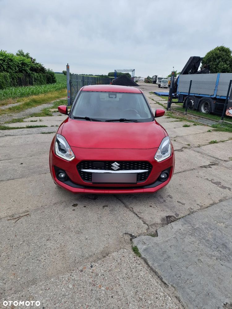 Suzuki Swift 1.2 Dualjet SHVS Premium Plus CVT - 2