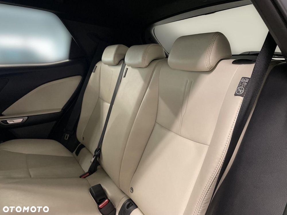 Lexus LBX 1.5 Hybrid Elegant - 16