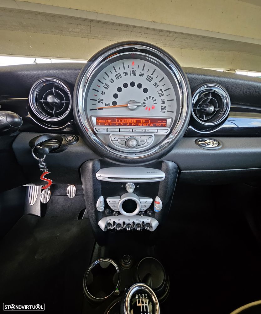 MINI Cabrio Cooper S - 12