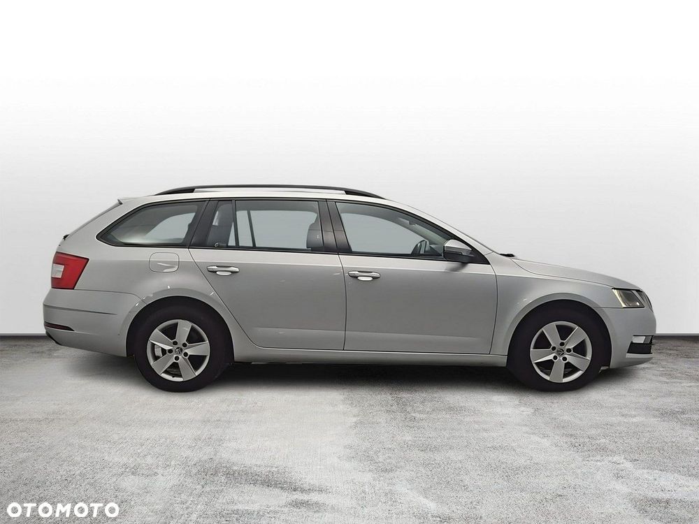 Skoda Octavia 1.6 TDI Ambition - 6