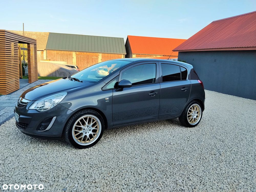 Opel Corsa - 18