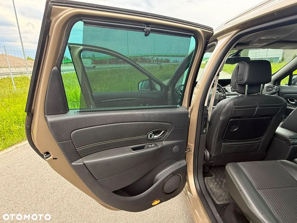 Renault Scenic ENERGY TCe 115 S&S Bose Edition - 9