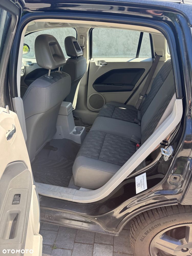 Dodge Caliber 1.8 SXT - 10