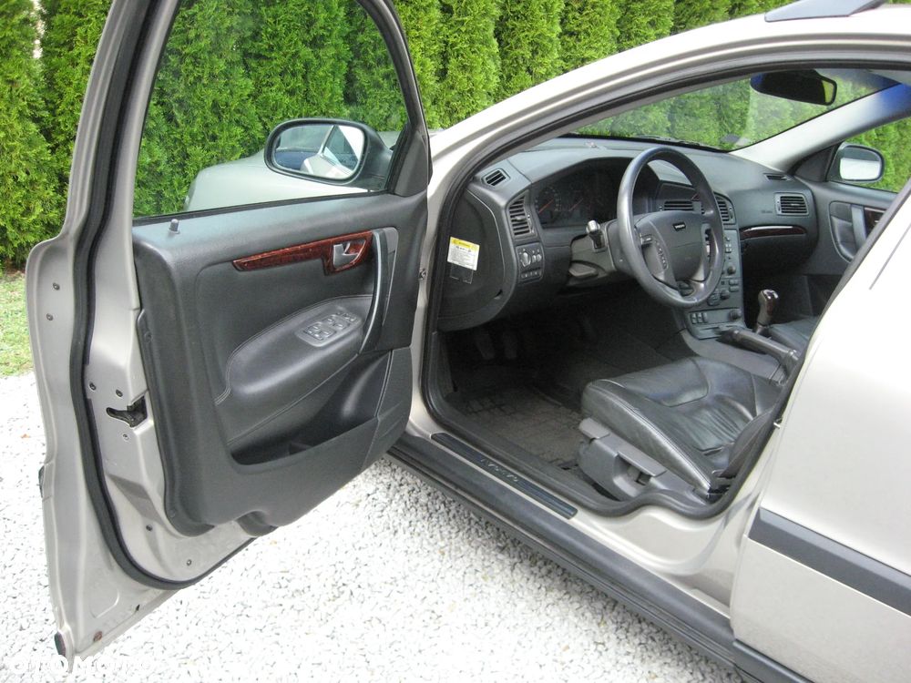 Volvo V70 2.4 Summum - 9