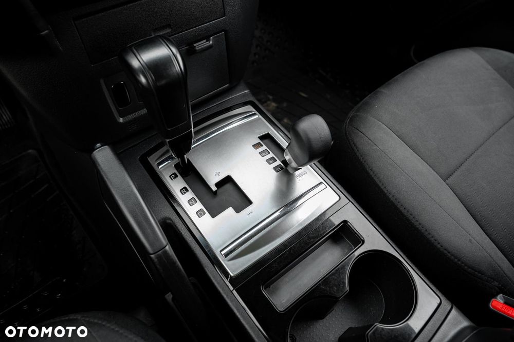 Mitsubishi Pajero 3.2 DI-D Automatik Final Edition - 21