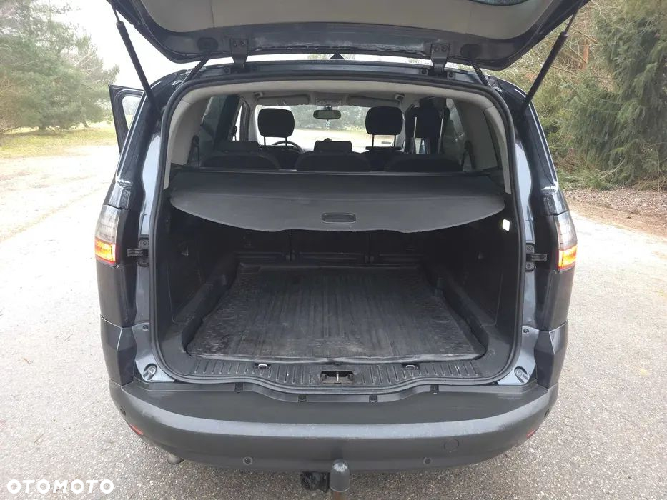 Ford S-Max - 6