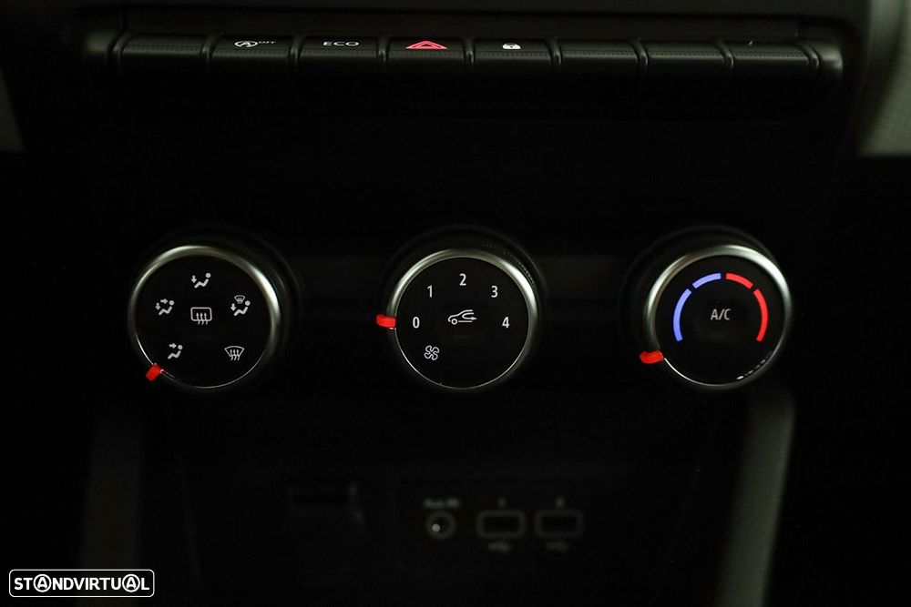 Renault Clio 1.0 TCe Evolution - 13