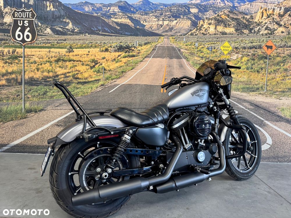 Harley-Davidson Sportster Iron 883 - 4