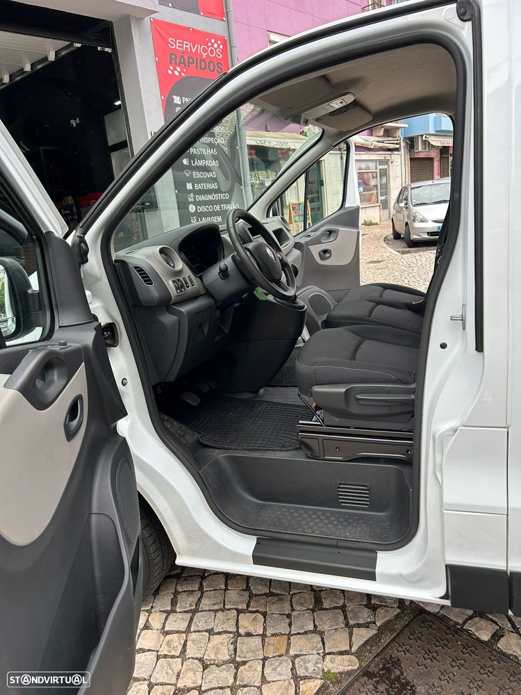 Renault Trafic - 21