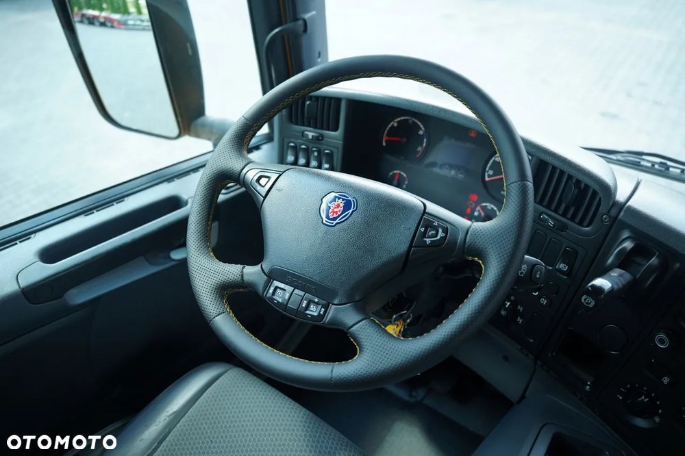 Scania P 410 / 8x4 / WYWROTKA - 6 M + HDS ATLAS 116.3  / ROTATOR / EURO 6 / - 31
