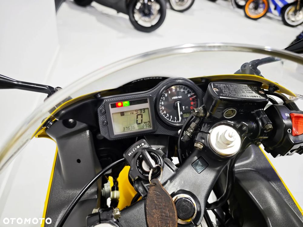 Honda CBR - 5