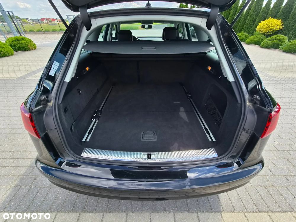 Audi A6 Avant 3.0 TDI quattro S tronic - 13