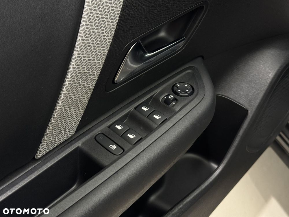 Citroën C4 1.2 PureTech Shine S&S - 21