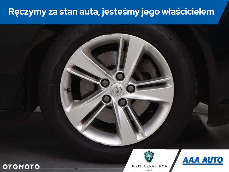 Opel Insignia - 17