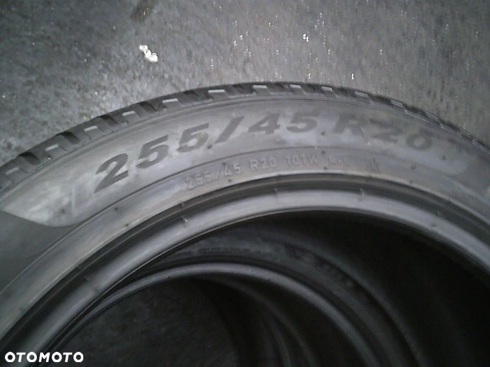 2x PIRELLI Scorpion Winter AR 255/45R20 5,2mm 5,3mm 2022 - 2