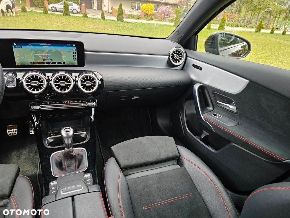 Mercedes-Benz Klasa A 180 d AMG Line - 20