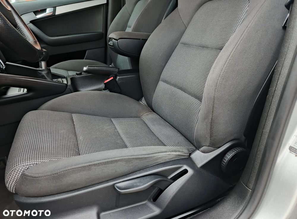 Audi A3 Sportback 1.6 TDI DPF Attraction - 18