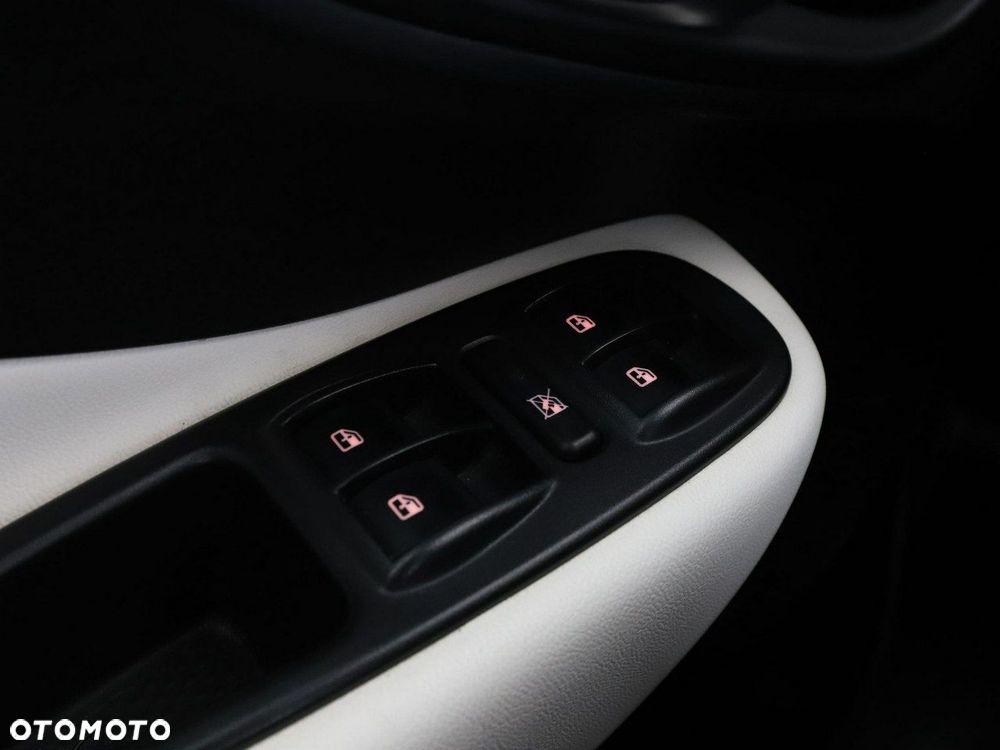 Fiat 500L 1.4 16V Trekking - 35