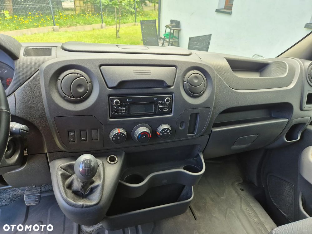Renault Master - 11