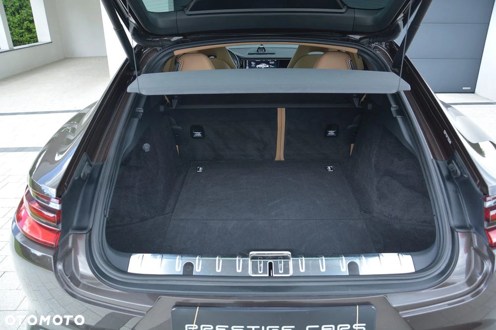 Porsche Panamera 4 - 16