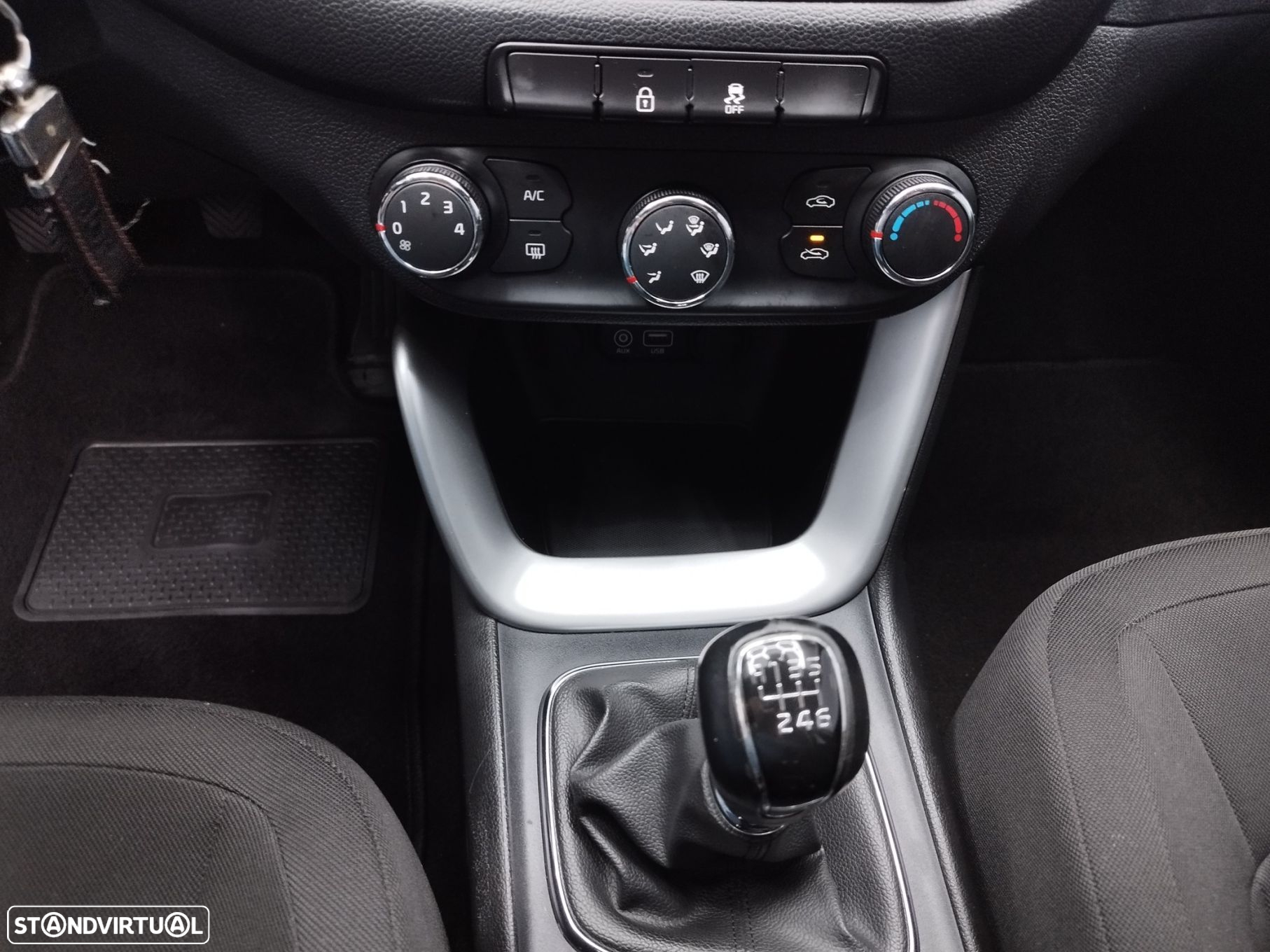Kia Ceed SW 1.4 CRDi ECO - 26