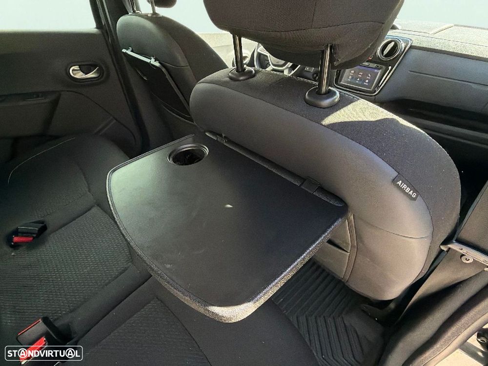 Dacia Lodgy 1.2 TCe Confort 7L - 19