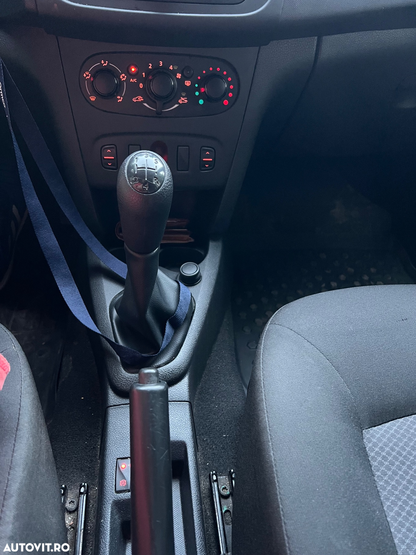 Dacia Logan - 16
