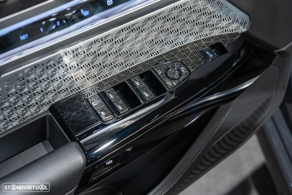 BMW 750 750e xDrive Pack Desportivo M - 20