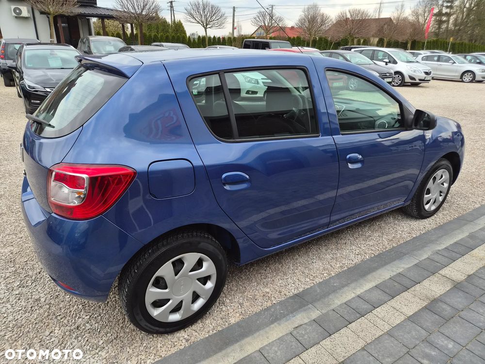 Dacia Sandero - 10
