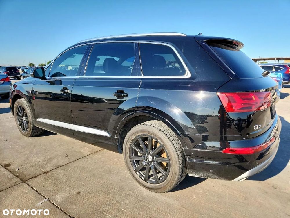 Audi Q7 - 3