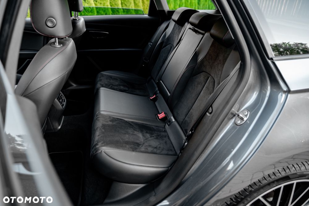 Seat Leon Sportstourer 2.0 TDI Start&Stop FR - 19