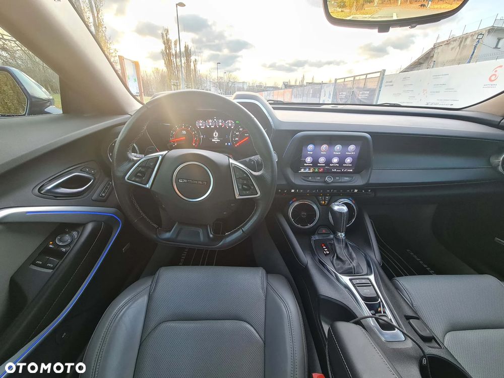 Chevrolet Camaro - 26