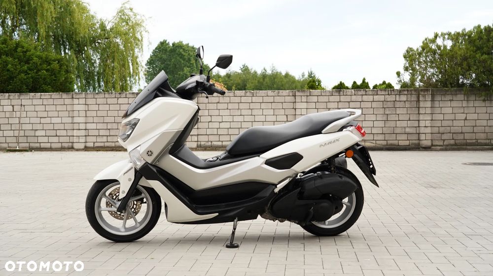 Yamaha NMAX - 4