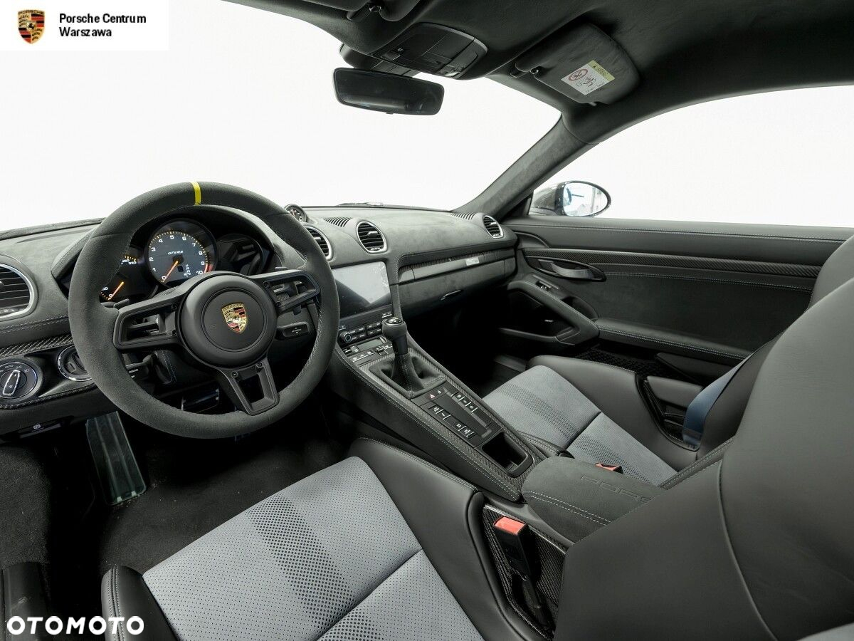Porsche 718 Cayman - 10