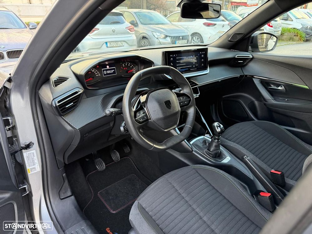 Peugeot 2008 1.2 PureTech Style - 8