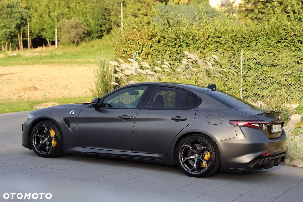 Alfa Romeo Giulia 2.9 Bi Turbo V6 Quadrifoglio - 10