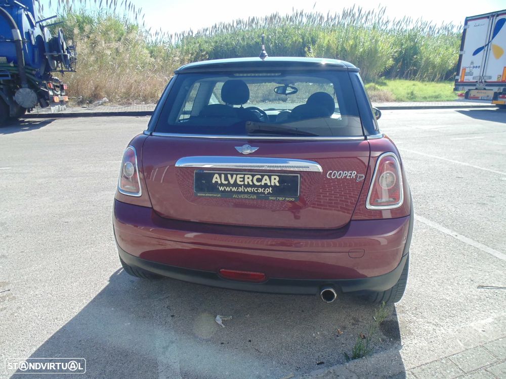 MINI 3 Portas Cooper D - 10