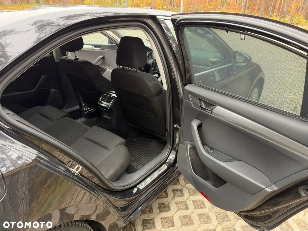 Skoda Superb 2.0 TDI Style - 15