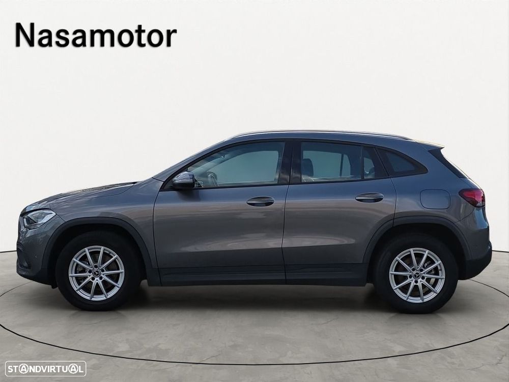 Mercedes-Benz GLA 180 d - 4
