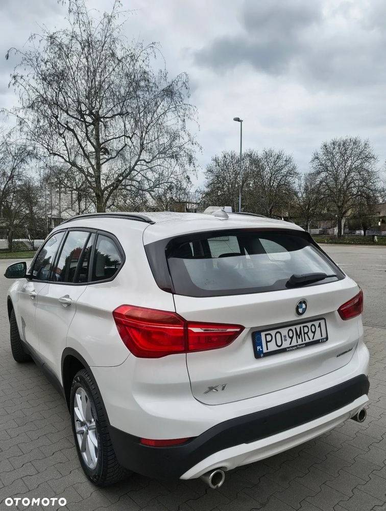 BMW X1 sDrive18d - 6