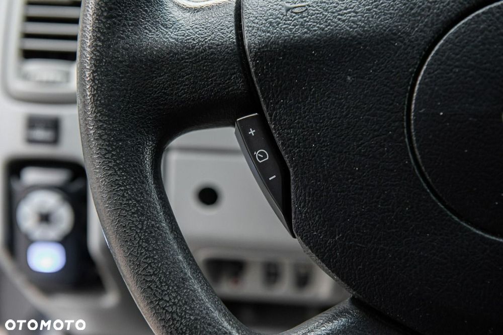 Renault Trafic - 18